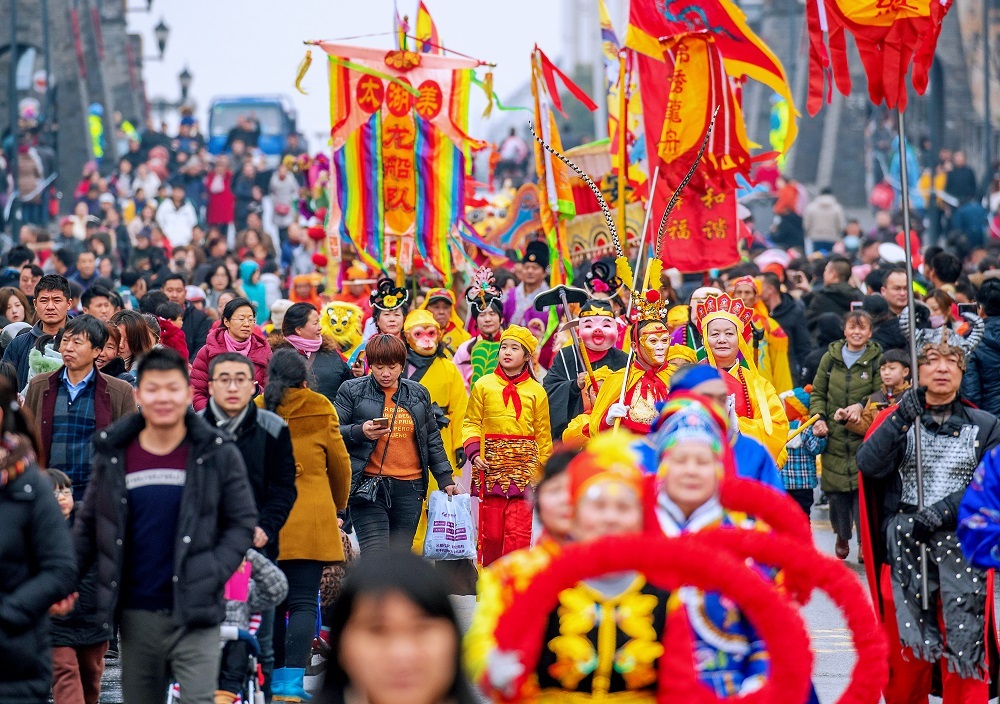 庙会一景（单本根 摄）